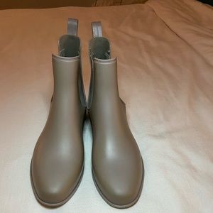 target chelsea rain boots